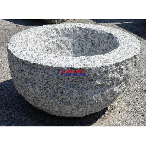 VASO IN GRANITO ROTONDO